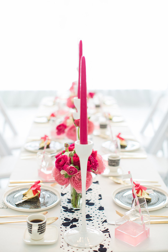 hot-pink-black-and-white-party-ideas-1